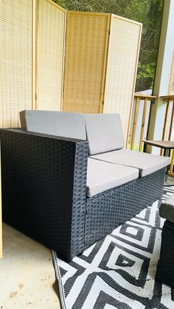 Black Wicker Patio Set ā Loveseat, Ottoman/Coffee Table & Side Table ā $120 OBO