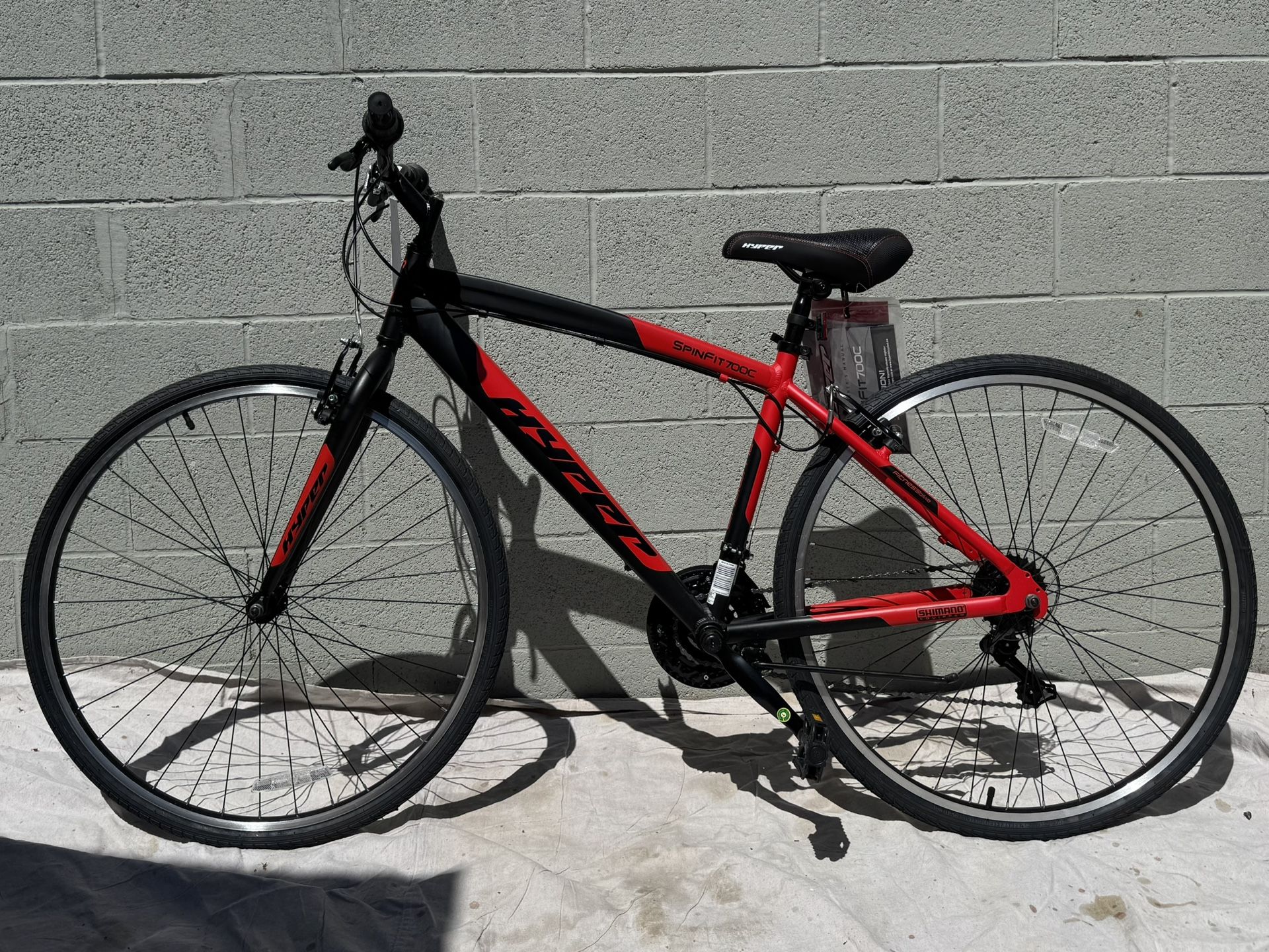 HYPER SPINFIT 700c Bike W/Gears -Brand New-