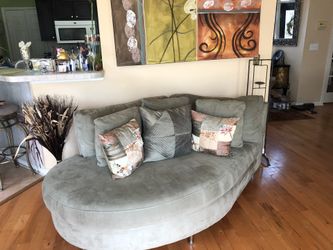 Lounge Loveseat