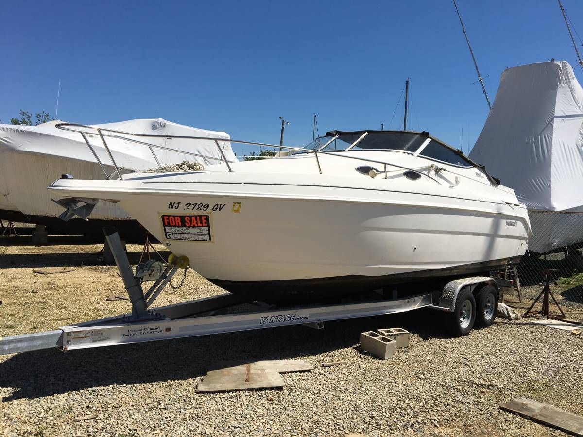 1999 Wellcraft Martinique 2600