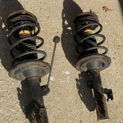 2005 Toyota Camry Front Loaded Struts Used 