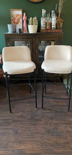 Bar chairs
