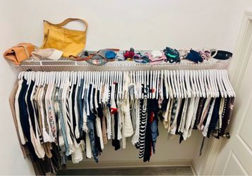 Women’s Clothing Bundle Of 109(!) Items, Sizes XS/S.