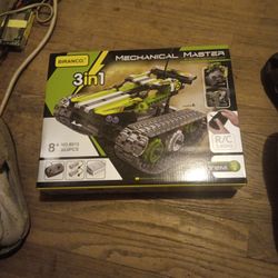 Mechanical  Master  R/c Tank. ,new