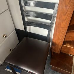$ 5 CHair