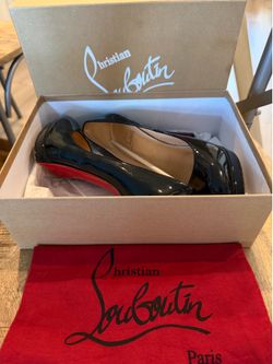 Authentic Christian Louboutin Alti Pumps from the iconic late-2000s collection.