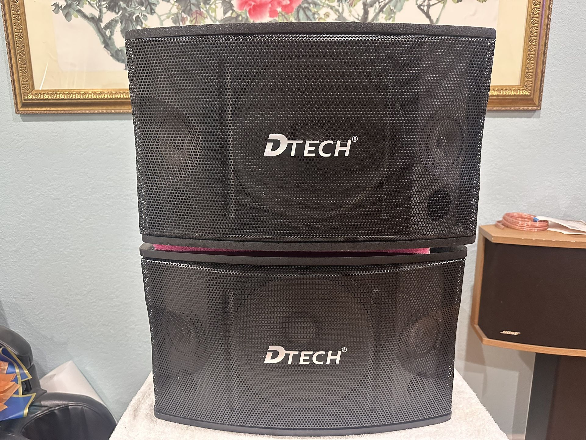 Like New 900 Watts (450w+450w) DTECH KS-450 KARAOKE SPEAKERS, 10 “ WOOFER