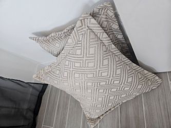 Geometric Pattern Throw Pillows Set of 2