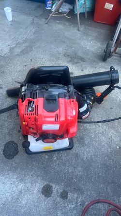 Leaf blower