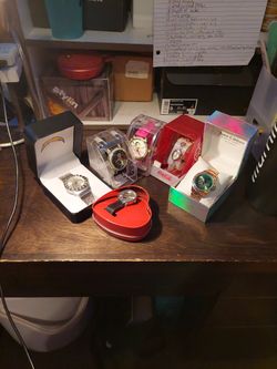 6 Assorted Watches