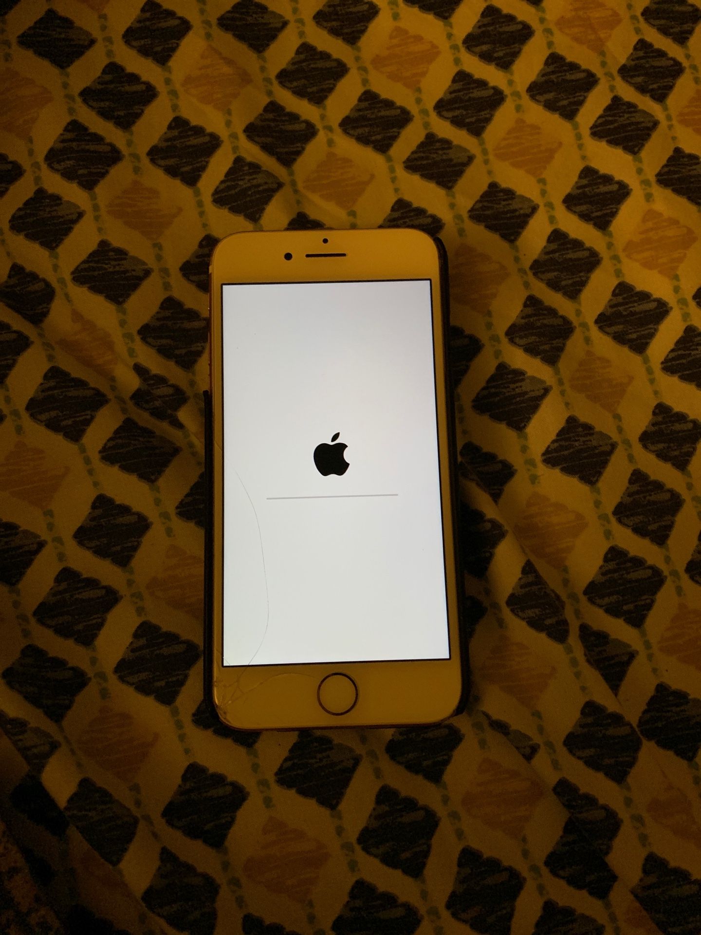 iPhone 7 rose gold 32gb unlocked