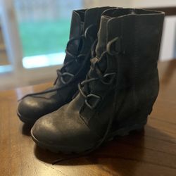 Sorel Joan Of Arctic Wedge Size 7.5