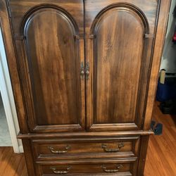  Vintage 70s Armoire 
