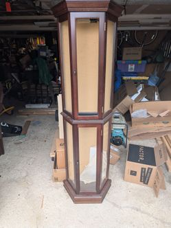 Curio cabinet