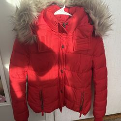Abercrombie & Fitch red puffer jacket with a fur hood, size M