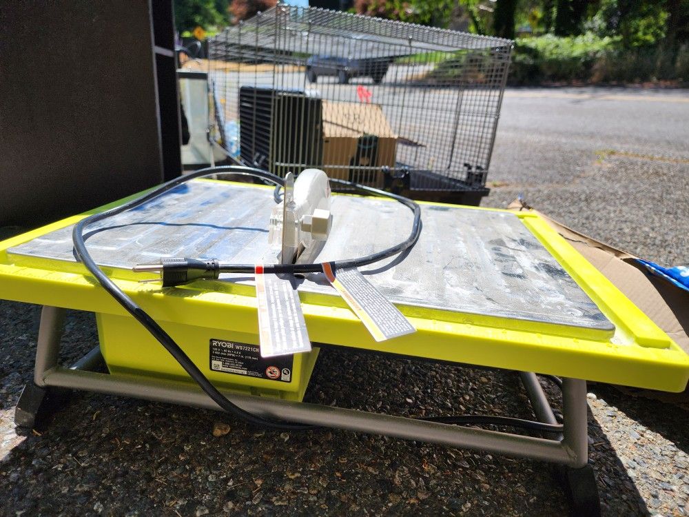 Ryobi WS7221 7” Tile Saw – Used Once – Like New