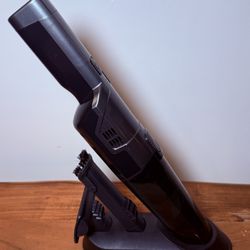 SMALL HANDHELD VACUUM 