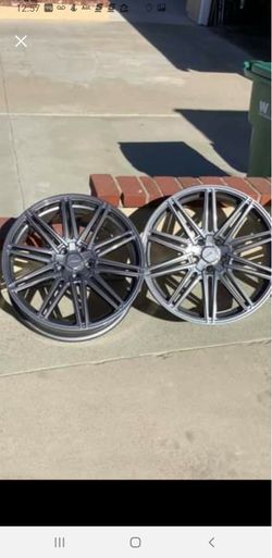 (4) 22” Brand new gunmetal rims