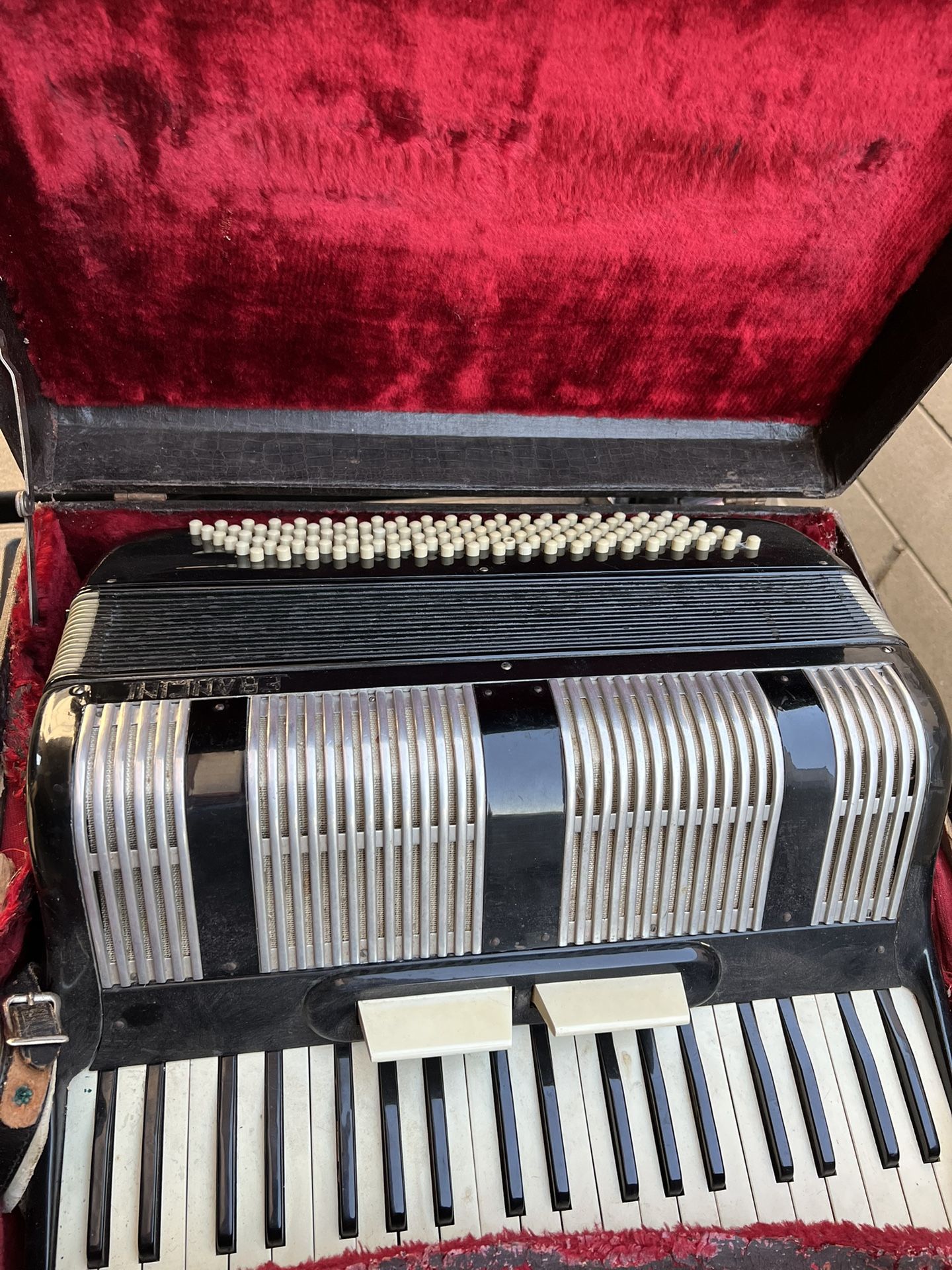 Vantage Accordion Francini 40’s 