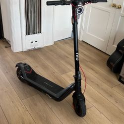 Niu KQI 3 Max Electric Scooter