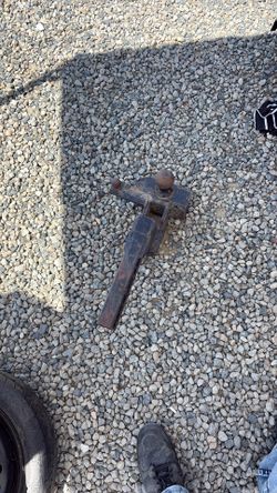 Truck hitch