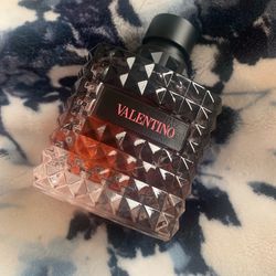 Valentino Donna Born In Roma Intense Women Fragrance