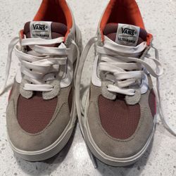 Vans UltraRange Unisex Sneakers