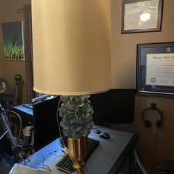  Vintage Lamp