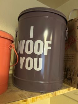 Pet storage