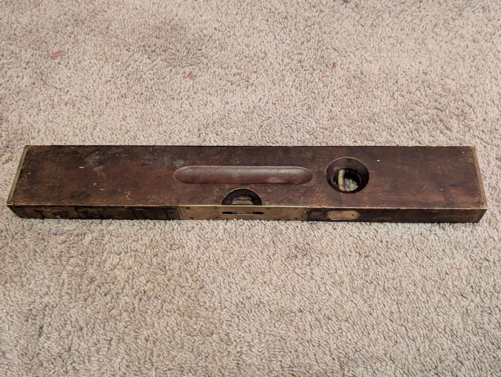 Vintage STANLEY RULE & LEVEL CO. NEW BRITAIN.CONN.USA 21-1/4" Wood Level