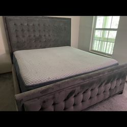 King size bed
