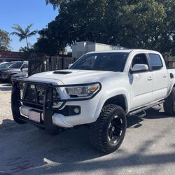 2017 Toyota Tacoma