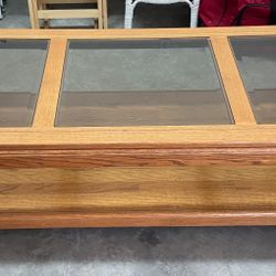 Coffee Table & End Table*READ DESCRIPTION*