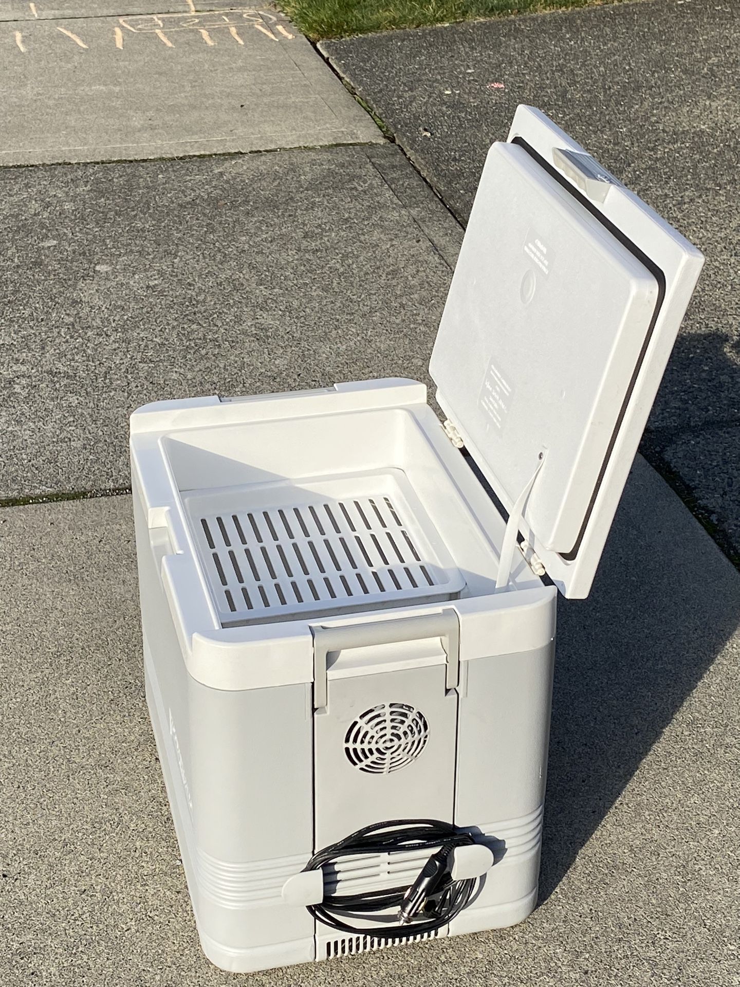 Igloo Koolmate 40 for Sale in Auburn, WA OfferUp
