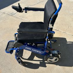 Electric wheelchair 