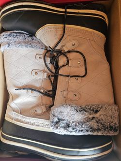Women's Winter Snow Boots with Faux Fur Trim