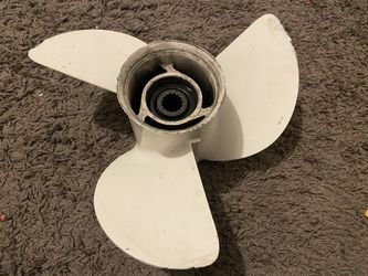 Yamaha 13.5 x 15 Prop