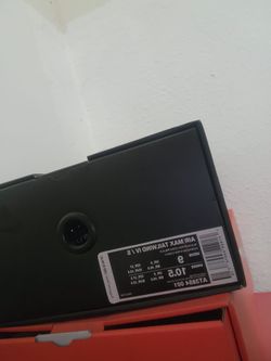 Air máx tail wind supreme