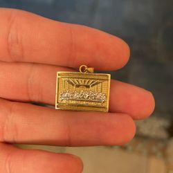 14k White Gold/Yellow Gold Last Supper Pendant 
