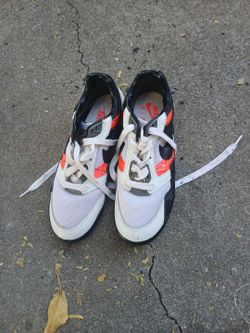 Nike Air Low-Top Sneakers White Orange Black