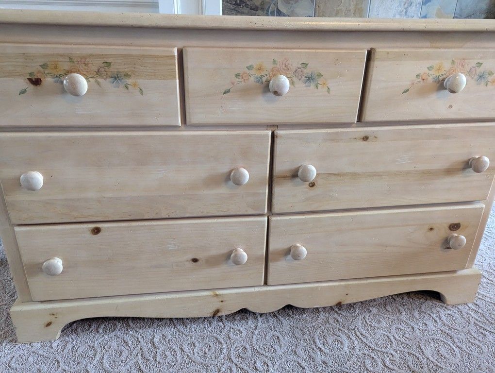 Free Dresser