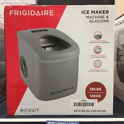 Frigidaire Ice Maker 26lbs