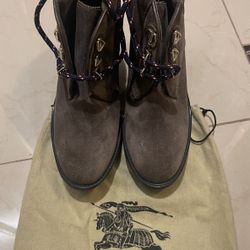 Women’s brand new Burberry boots, size 6.5