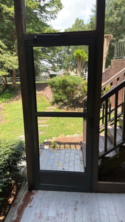 Screen door