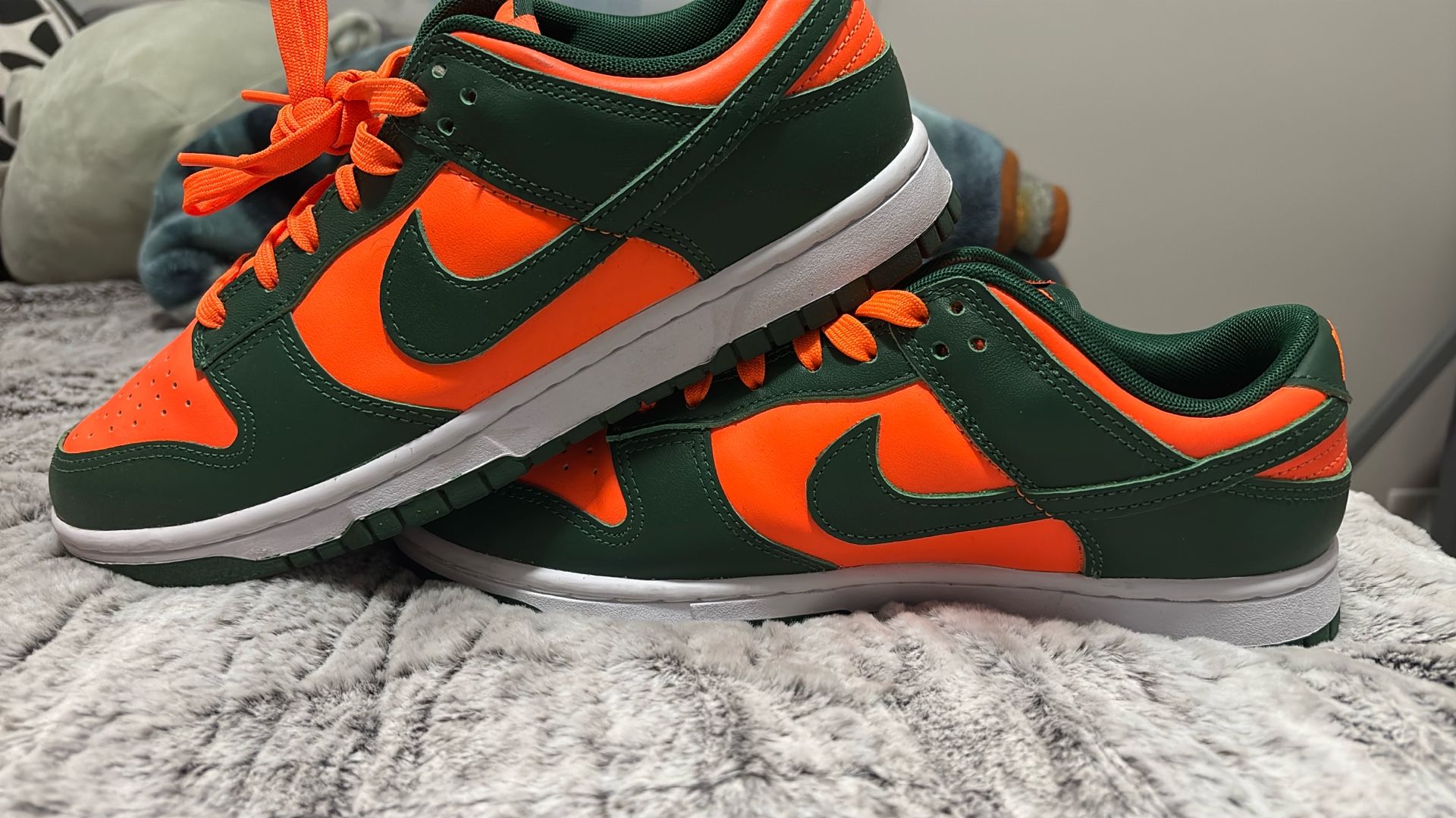Nike Dunk Low Retro Miami Hurricanes Colorway