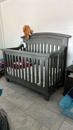 Oxford Baby Richmond 4In1 Convertible Crib Brushed Gray