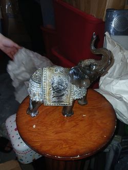 Elephant figuring home decor