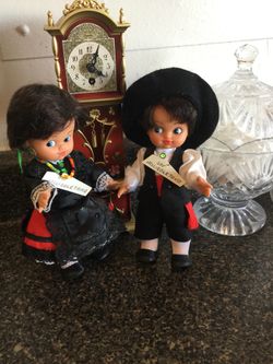 International dolls / A pair of adorable dolls from Spain Selling together as a pair a set