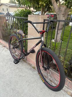 Street co