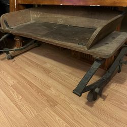 Buckboard wagon seat